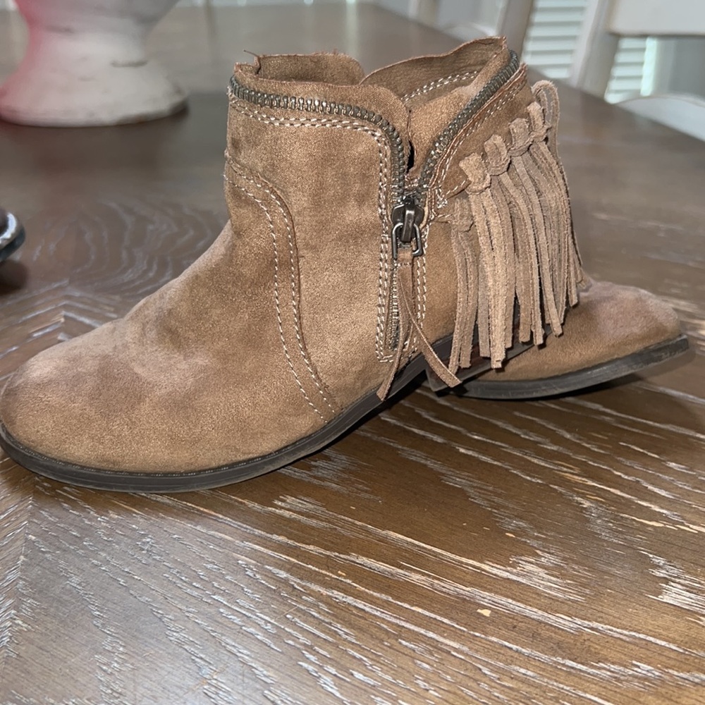 Booties - Picture 4 of 4